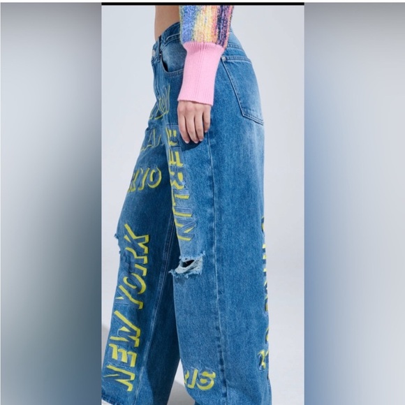 AKIRA Blue Jeans with Yellow & Blue Embroidered Various Destination Lettering - Picture 2 of 5